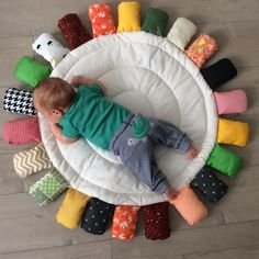 Как сделать лежак для маленького ребенка